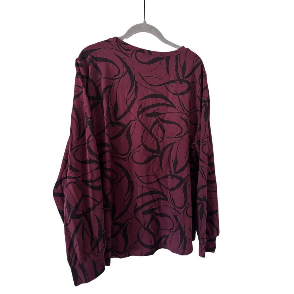 Chico’s Size 3 XL Burgundy Black Abstract Print Long Sleeve Knit Top Stretch - Picture 10 of 10